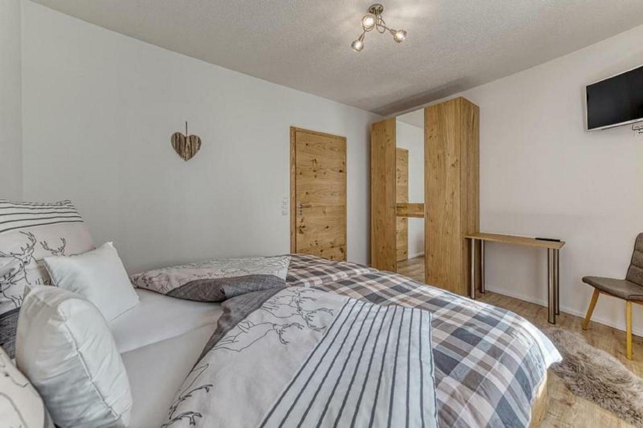 Pension Und Ferienchalets Zum Lebzelter Freyung Luaran gambar