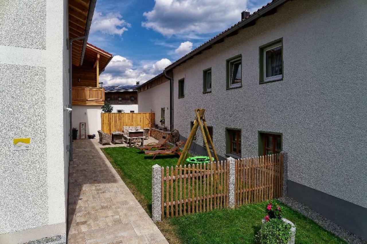Pension Und Ferienchalets Zum Lebzelter Freyung Luaran gambar